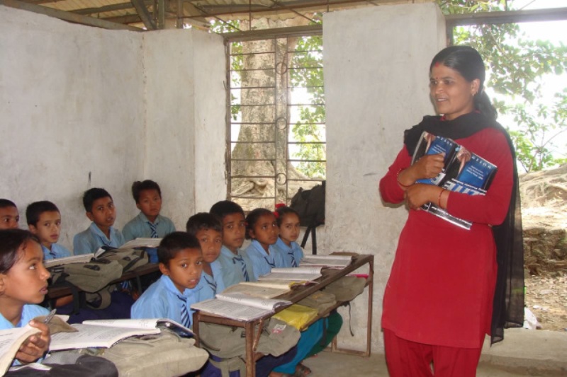 मेधावी विद्यार्थीलाई अवसर, लाइसेन्सबिनै पढाउन पाइने  