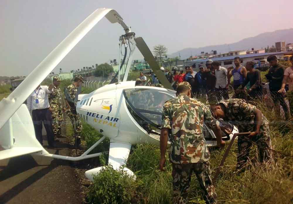 पोखरा विमानस्थलमा अल्ट्रालाइट विमान दुर्घटना