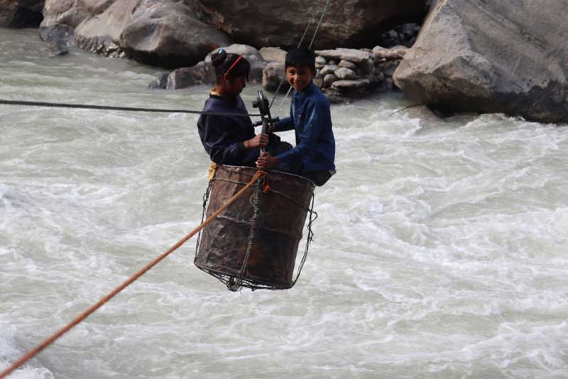 १ सय २१ तुइन विस्थापन