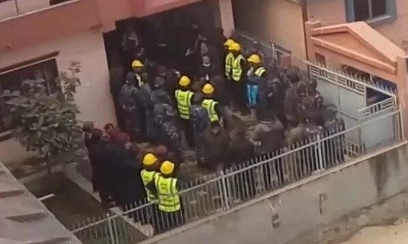 काठमाडौंमा पक्राउ परेका १२२ चिनियाँ नागरिक चाटर्ड विमानमार्फत चीन डिपोर्ट