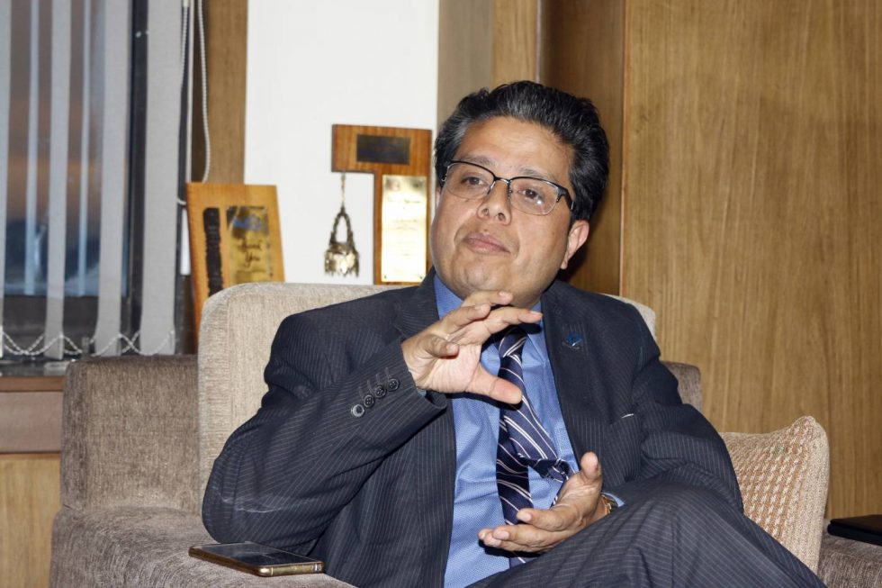 विदेशबाट लगानी भित्र्याएका एनएमबी बैंकका सिइओ भन्नुहुन्छ, “म सेलिब्रेटी बैंकर होइन”