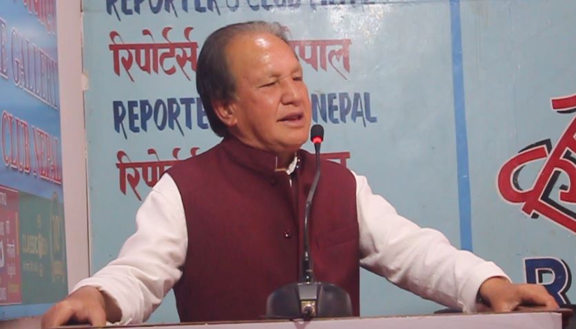 कोरोना भाइरसको कारण विश्व अर्थतन्त्र २ प्रतिशतसम्म खुम्चिने प्रोजेक्शन, सरकार कानमा तेल हालेर सुतेको डा. खड्काको आरोप