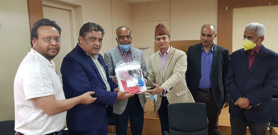 नेपाल उद्योग परिसंघद्वारा ४९ थान निजी सुरक्षा उपकरण हस्तान्तरण