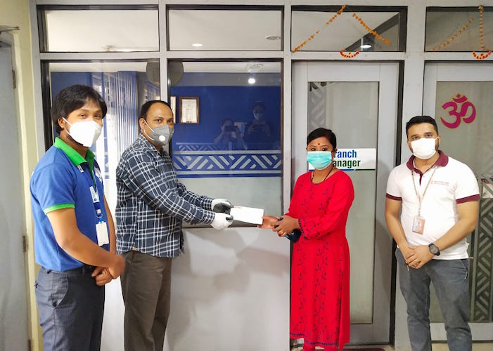 बैंक अफ काठमाण्डूको निक्षेप ग्राहकले पाए बीमा दाबी रकम