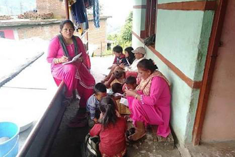 ‘घर घरमा पढाइ, टोल टोलमा सिकाइ’