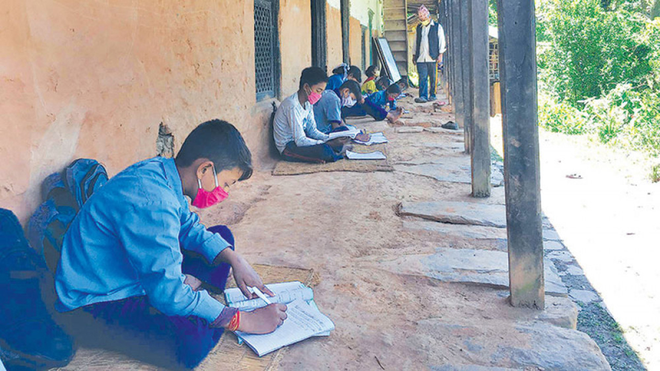 शैक्षिक सत्र जोगाउन गृहकार्य