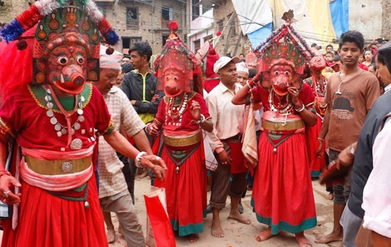 प्रसिद्ध नीलबाराही नाच यस वर्ष राति मात्र सञ्चालन हुने