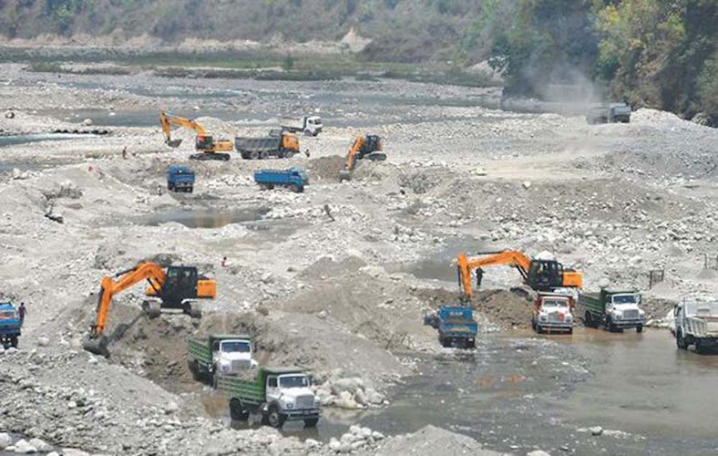 नारायणी नदी उत्खनन व्यवस्थित बनाउन निर्देशन