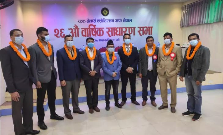 स्टक ब्रोकर एशोसिएसनको अध्यक्षमा सन्तोष मैनाली चुनिए