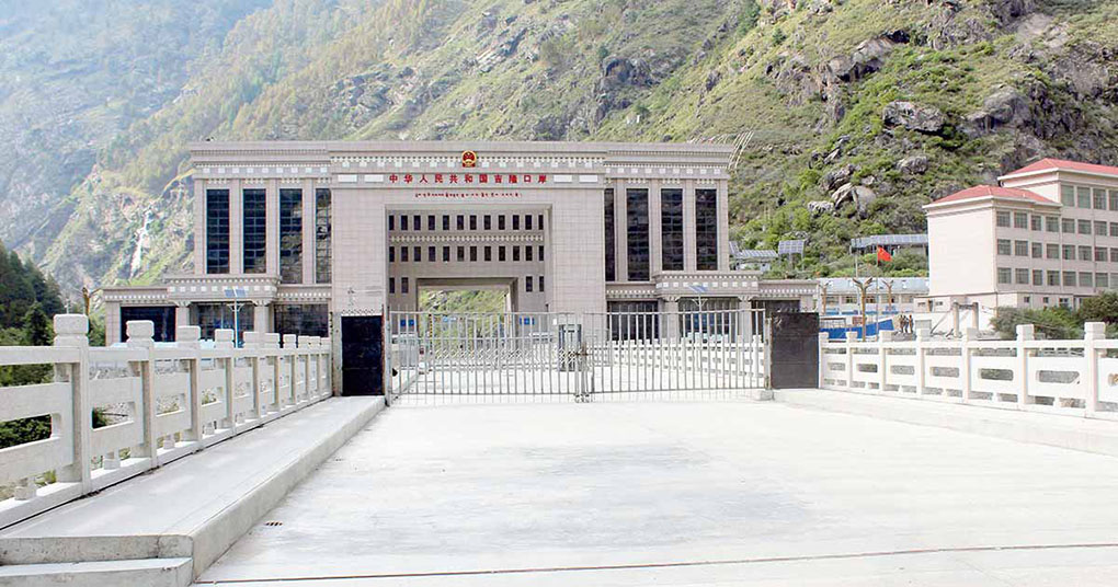 १७ अर्बको सामान अलपत्र