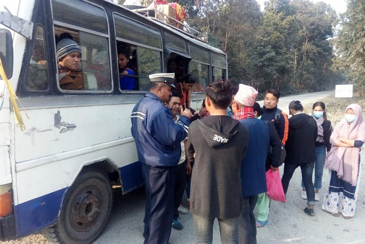 छ गुणाबढी भाडा लिने सवारी साधन कार्वाहीमा