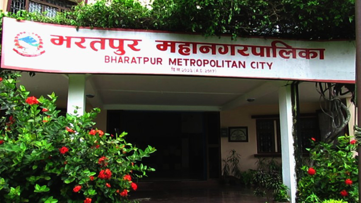 भरतपुर महानगरमा दुई अर्बभन्दा बढीको क्षति, २६ वटा गाडी जलेर नष्ट