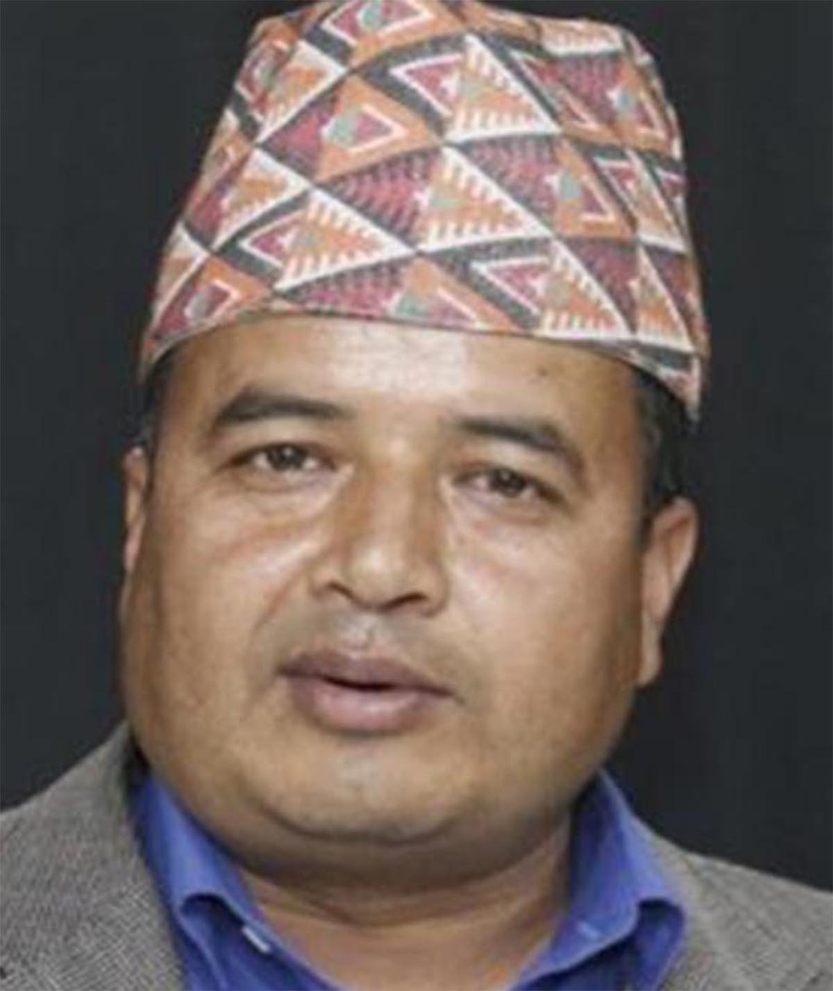 साँसद महेश बस्नेतका कारण मनाङमा राहत बितरण कार्यक्रम अबरुद्ध, खेलकुद महासंघको आक्रोस, गृहमन्त्रालयका अधिकारी पनि चकित