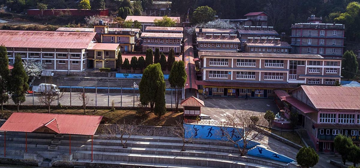 ३२ वर्ष पुरानो शुभतारा बन्द, अभिभावकद्वारा विरोध
