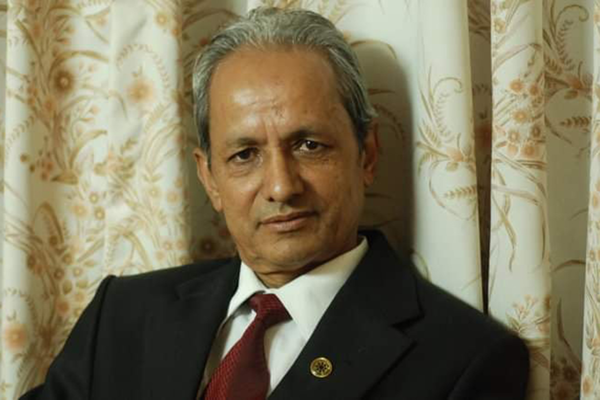 राजा गद्दीमा नहुनु नै गणतन्त्र हो र ?