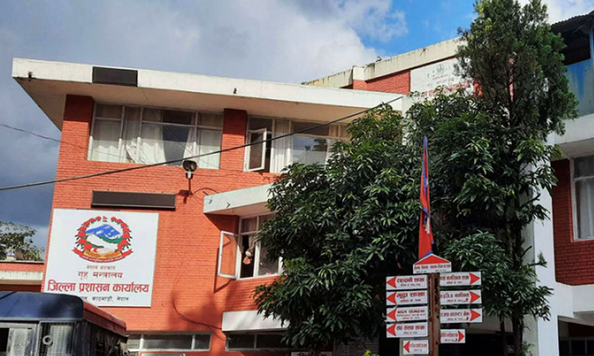 लकडाउन गर्ने नगर्ने अधिकार प्रमुख जिल्ला अधिकारीलाई, सीमा क्षेत्रको होल्डिङ सेन्टर निर्माणको जिम्मा सेनालाई