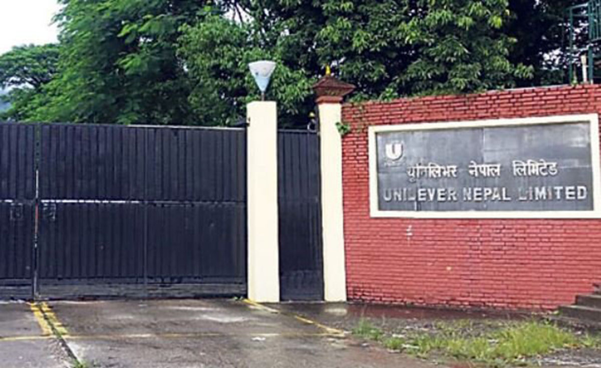बहुराष्ट्रिय कम्पनी युनिलिभरको ३२ टन चिया नष्ट गरिँदै, म्याद गुज्रिएको स्थानीय प्रशासनको स्पष्टोक्ती