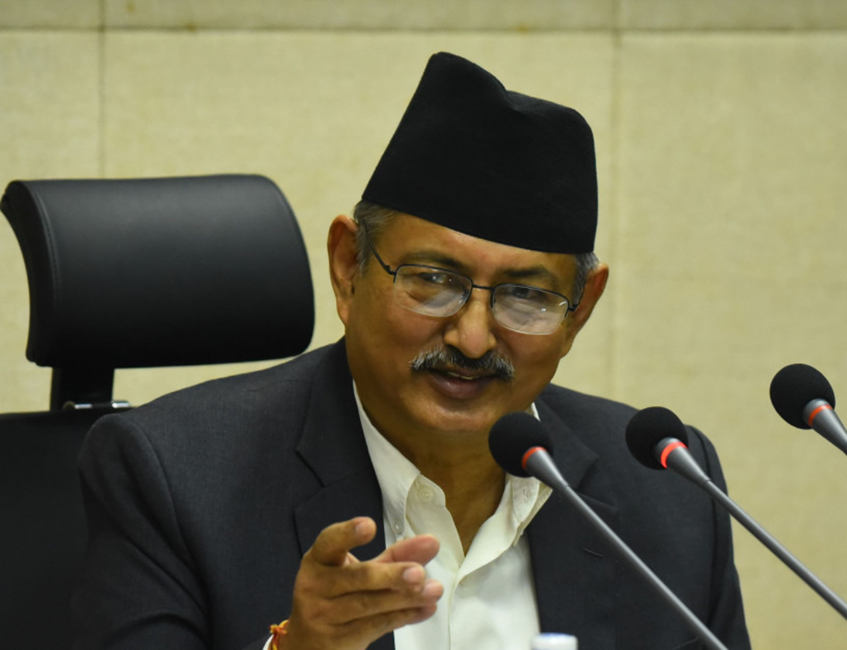 उपभोग्य वस्तु सहज उपलब्ध गराउन गृहमन्त्री खाँणको निर्देशन