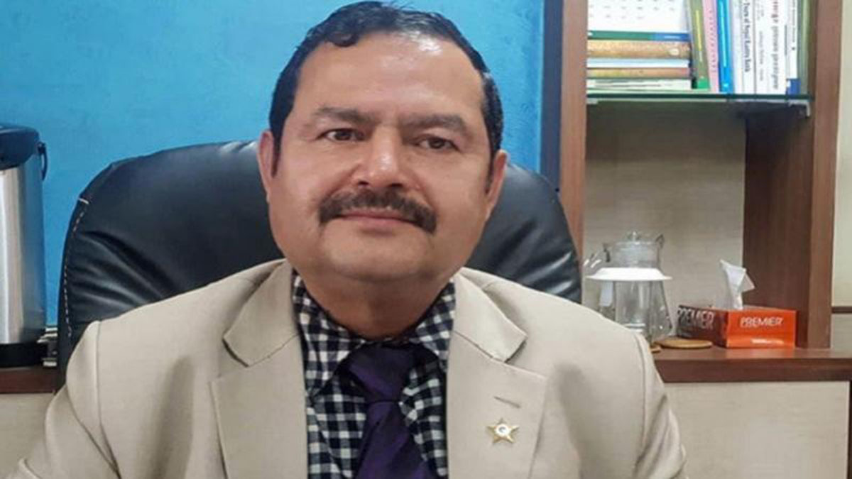 सर्वोत्तम सिमेन्टको संस्थापक सेयर खरिद प्रकरण : धितोपत्र बोर्डका अध्यक्ष ढुंगाना पनि बर्खास्त
