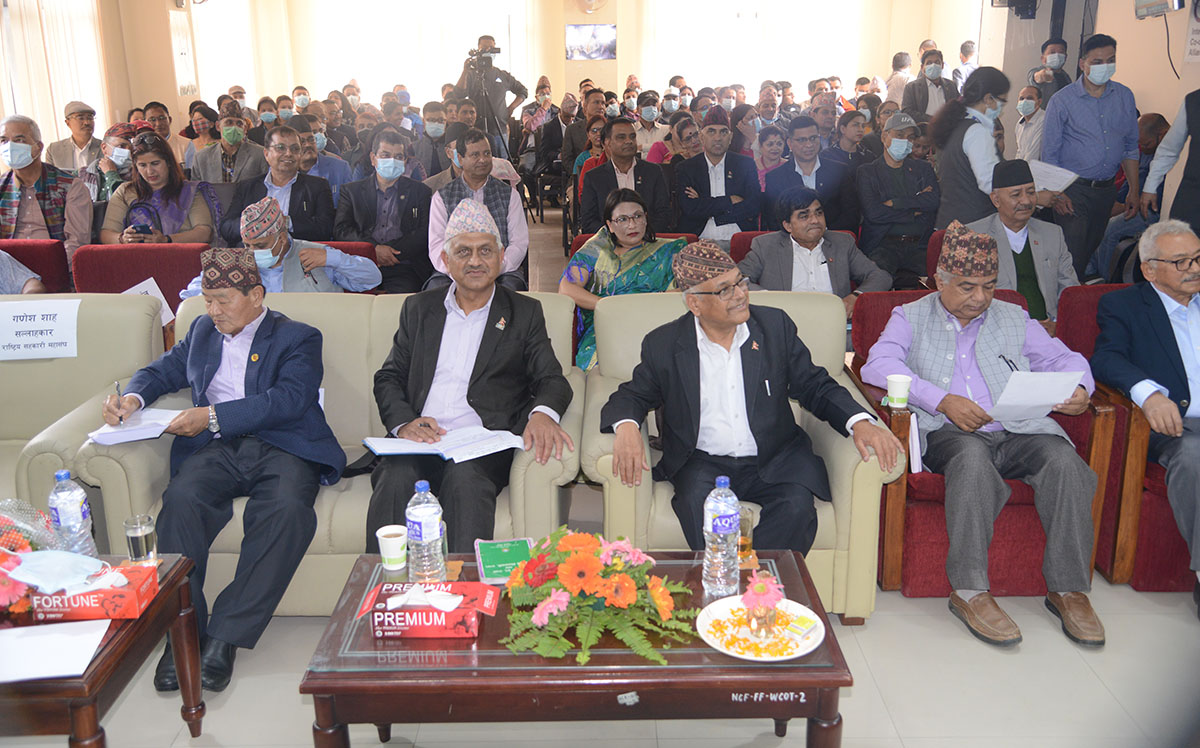 सन्दर्भ ६५ औं राष्ट्रिय सहकारी दिवस : सहकारीलाई मर्यादित र प्रविधियुक्त बनाउनुपर्नेमा जोड, राष्ट्रिय सहकारी पुरस्कार घिमिरेलाई