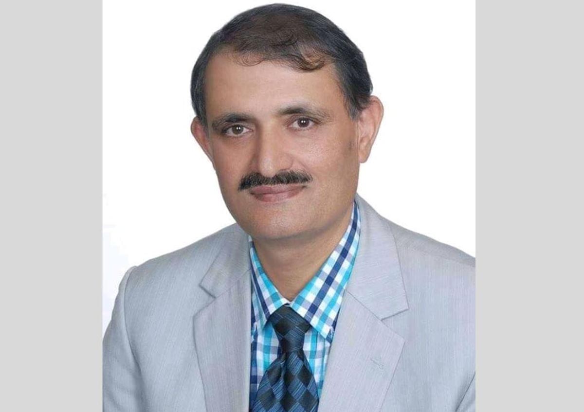 नेपाल वायुसेवा निगमका अध्यक्ष युवराज अधिकारीलाई गरिदै, मन्त्रालयले ग¥यो निलम्बन गर्ने प्रस्ताव