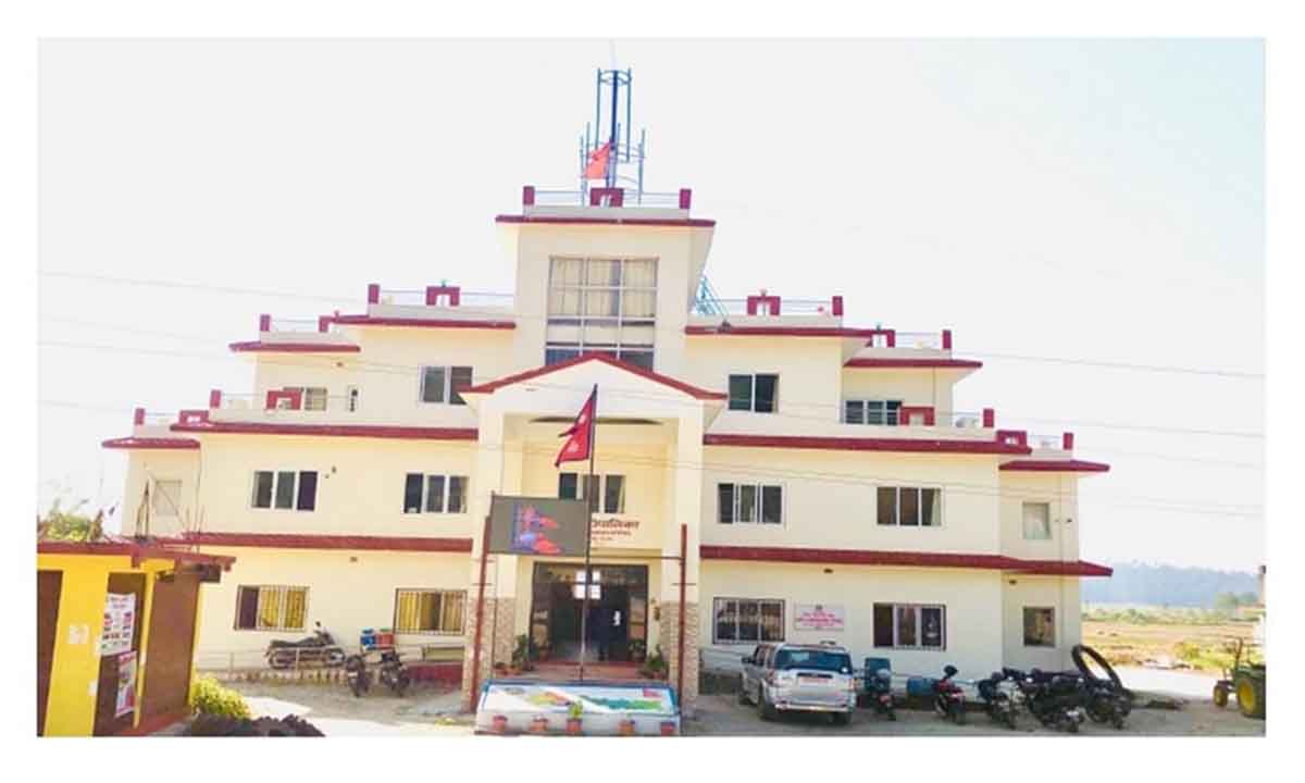 मरिण गाउँपालिद्वारा बिहेअघि स्नातक उत्तीर्ण गर्ने छात्रालाई १ लाख दिने घोषणा