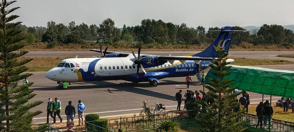 बुद्ध एयरको एटिआर ७२ विमानबाट सुर्खेतमा सफल परीक्षण उडान