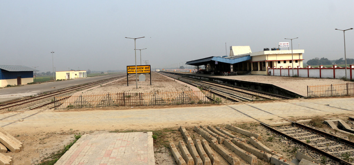 मुआब्जा विवादले कार्गो रेलमार्ग अलपत्र