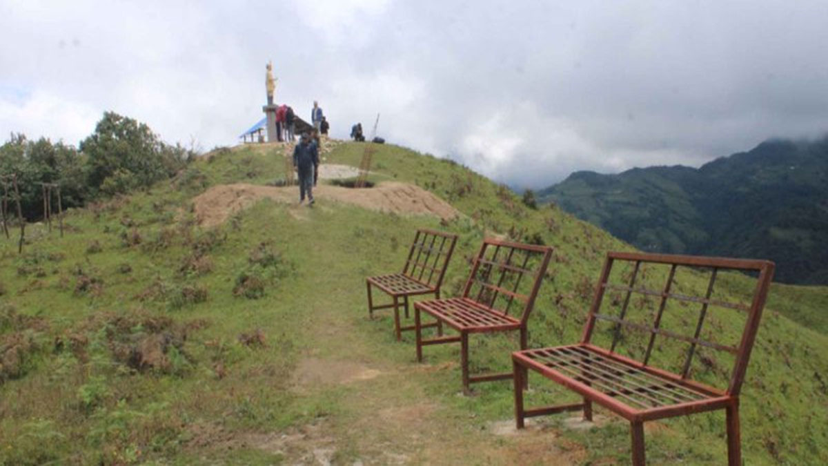 सगरमाथादेखि तराईका फाँटको दृश्यावलोकन हुने मैस्याङटार आन्तरिक पर्यटकको रोजाइमा