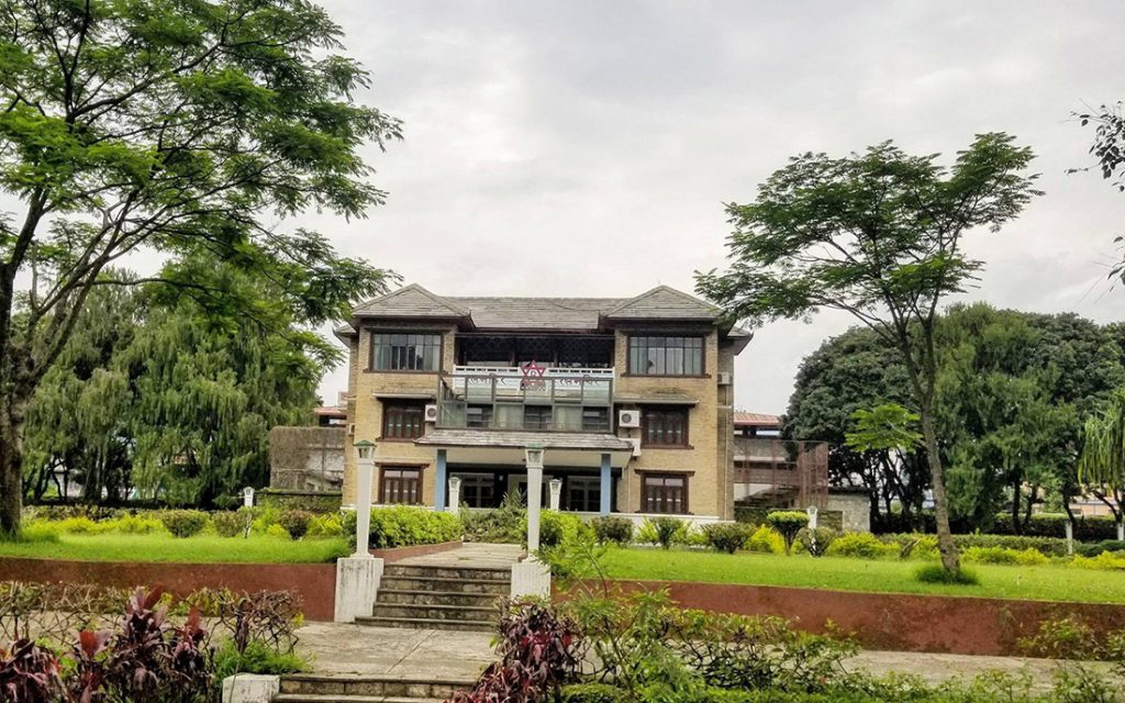 टिकट महँगो भएपछि रत्न मन्दिर छिरेनन् विदेशी