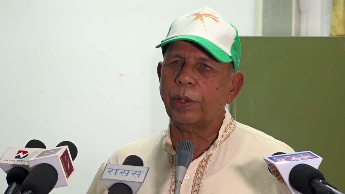 मल अभावको बहानाबाजी चल्दैन्, वितरणमा बद्‌मासी भए कारबाही गर्ने मन्त्री भुसालको चेतावनी