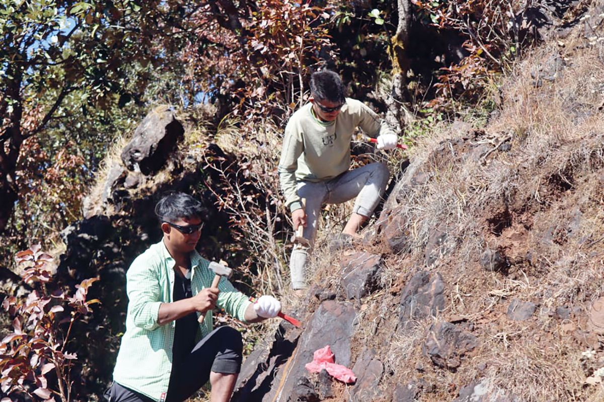 फलाम खानी उत्खननको लागि पुनः अध्ययन गरिँदै