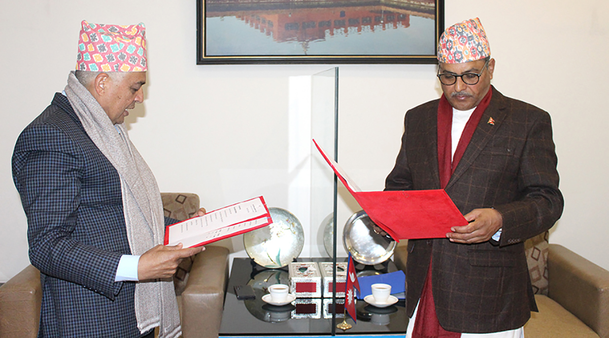 ग्लोबल आईएमई बैंकका अध्यक्ष चन्द्रप्रसाद ढकालले लिए पद तथा गोपनीयताको शपथ