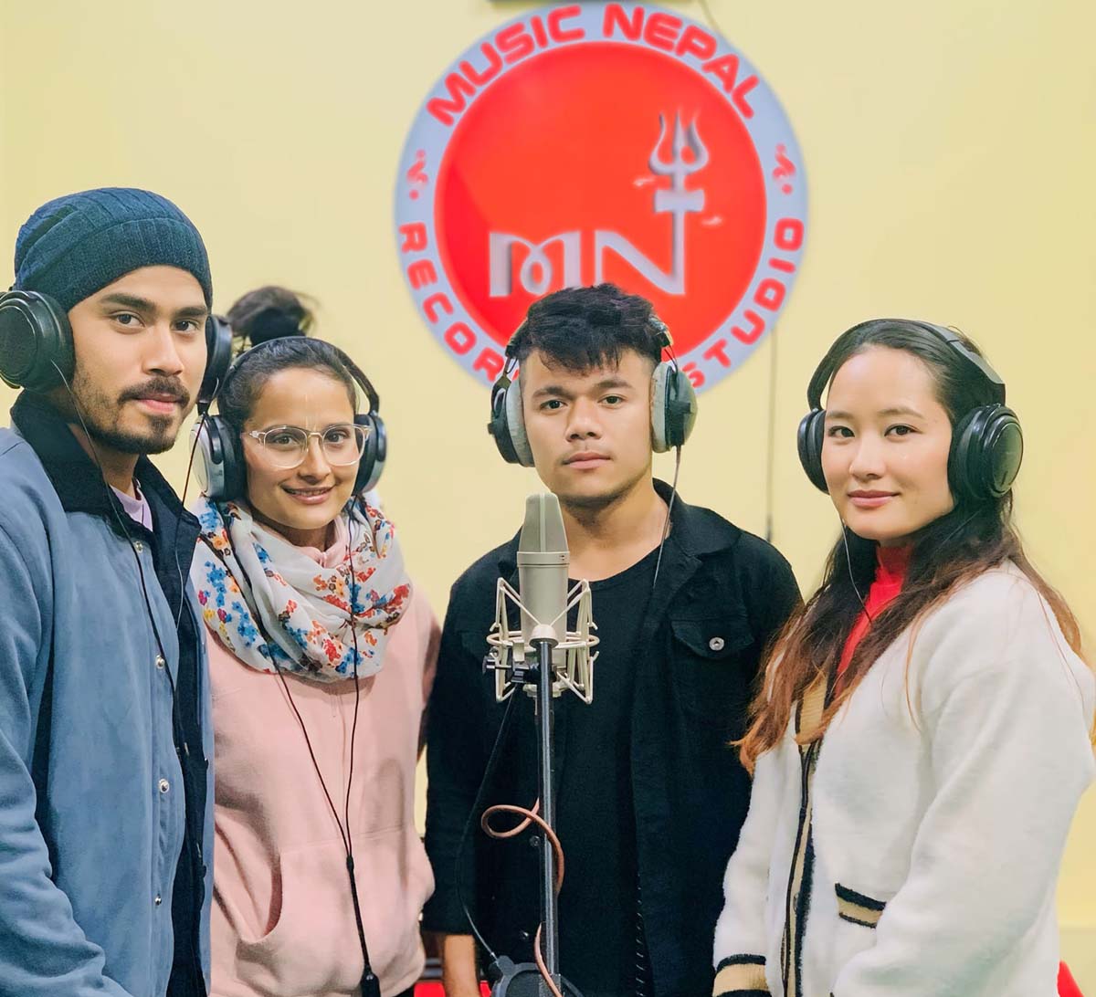 बबिनाको संगीतमा बैकुण्ठले गाए जय जय शम्भु (भिडियो सहित)