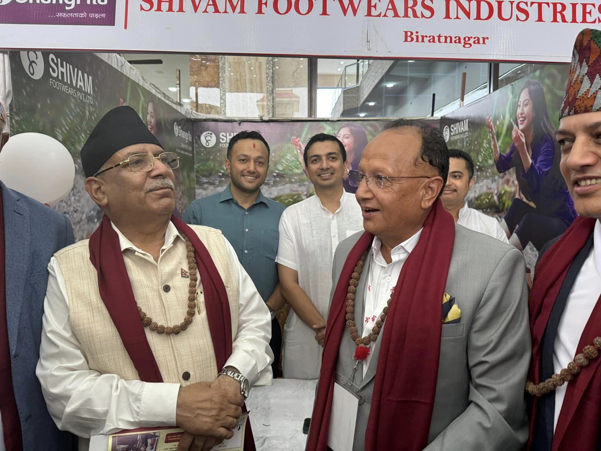 विराटनगरमा सञ्चालित श्रमाधान रोजगार मेलामा पन्ध्र सयको पहुँच, ‘रोजगार मेला निकै फलदायी’– अध्यक्ष राजेन्द्र राउत