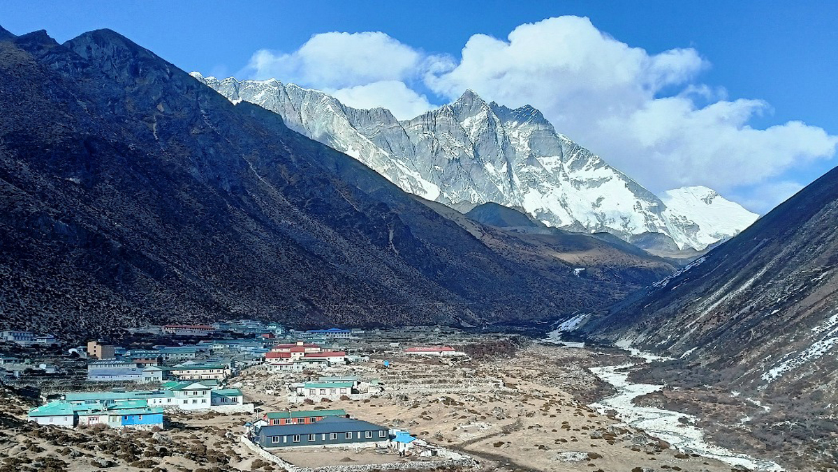 भूकम्पले सोलुखुम्बुको दुई घरमा क्षति