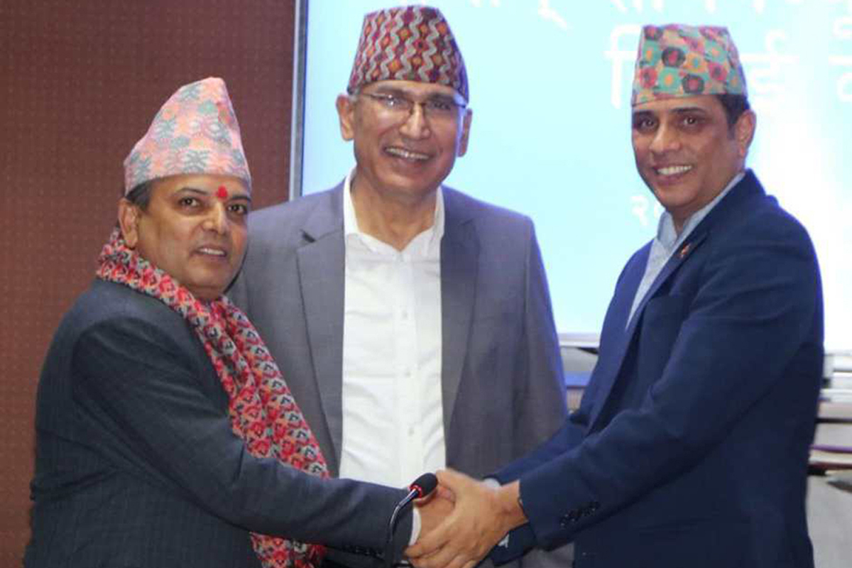 अर्थमन्त्रलायमा सचिव डा. रामप्रसाद घिमिरेले थाले काम, मधुकुमार मरासिनीलाई बिदाइ