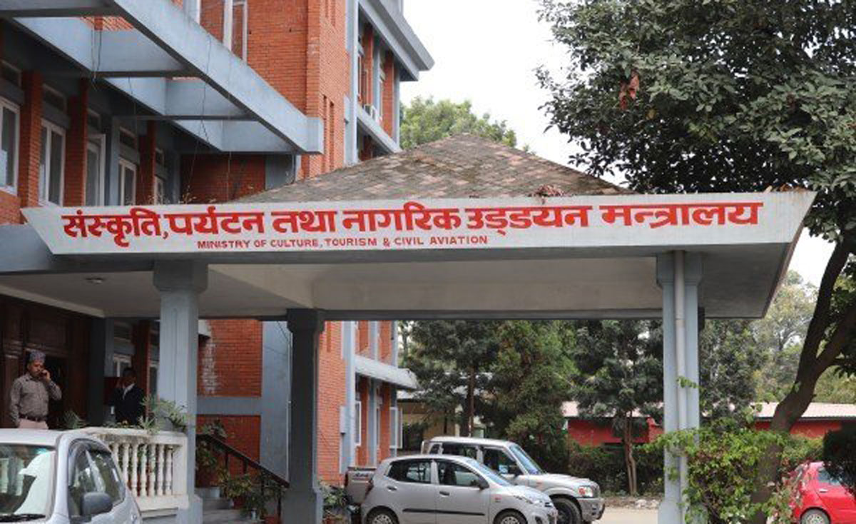 मन्त्रालयको निर्देशनपछि अन्तराष्ट्रिय उडान भर्ने बाह्र कम्पनीले बुझाए मन्त्रालयमा भाडादर