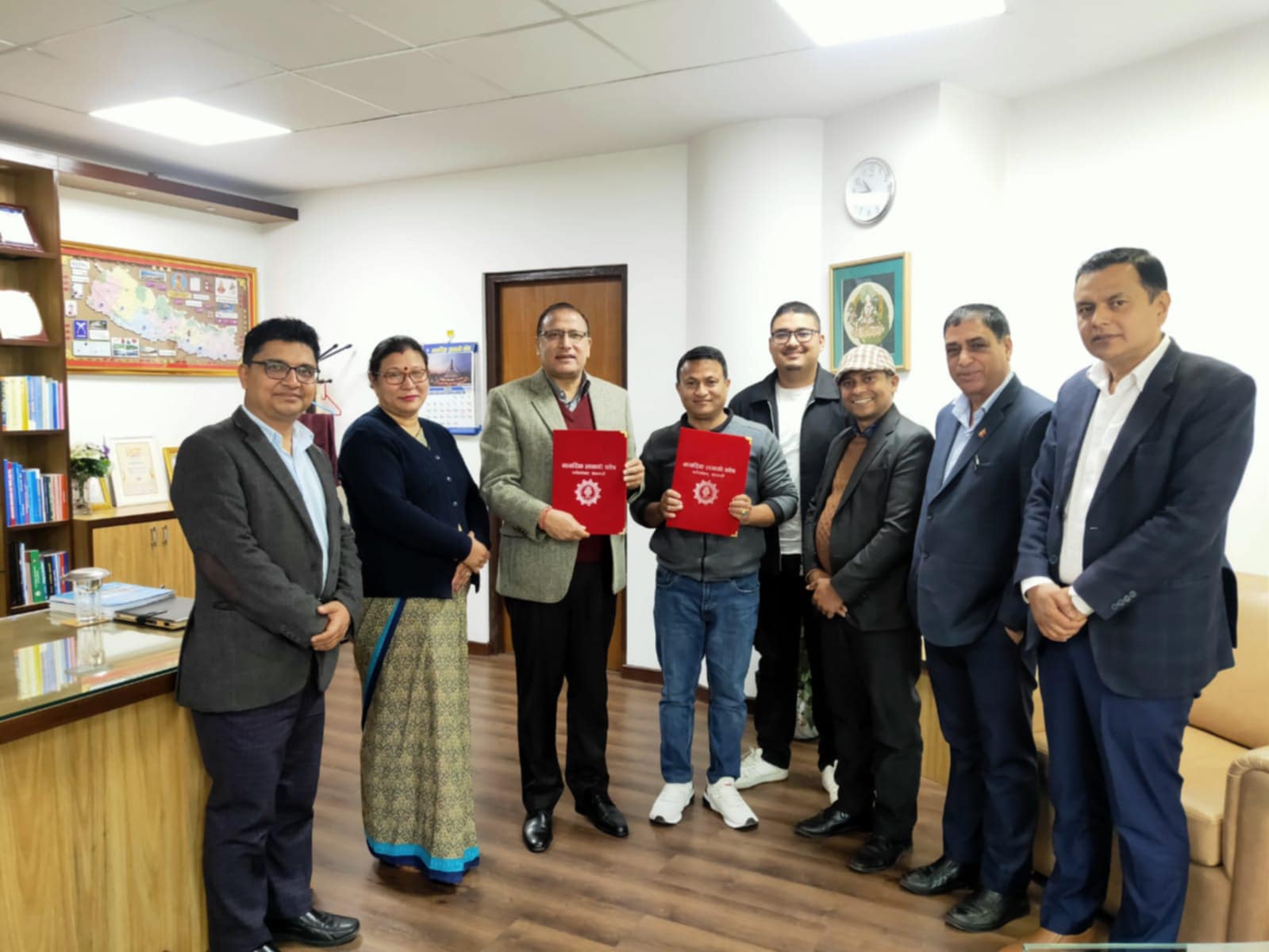 नागरिक लगानी कोष र एलसी इनर्जीबीच सेयर प्रत्याभूति गर्ने सम्झौता