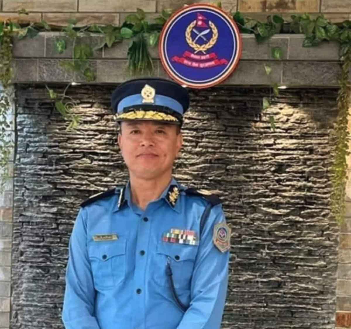 नेपाल प्रहरीको नयाँ आईजीपीमा चन्द्रकुवेर खापुङ नियुक्त, भदौ १८ देखि कार्यभार सम्हाल्ने