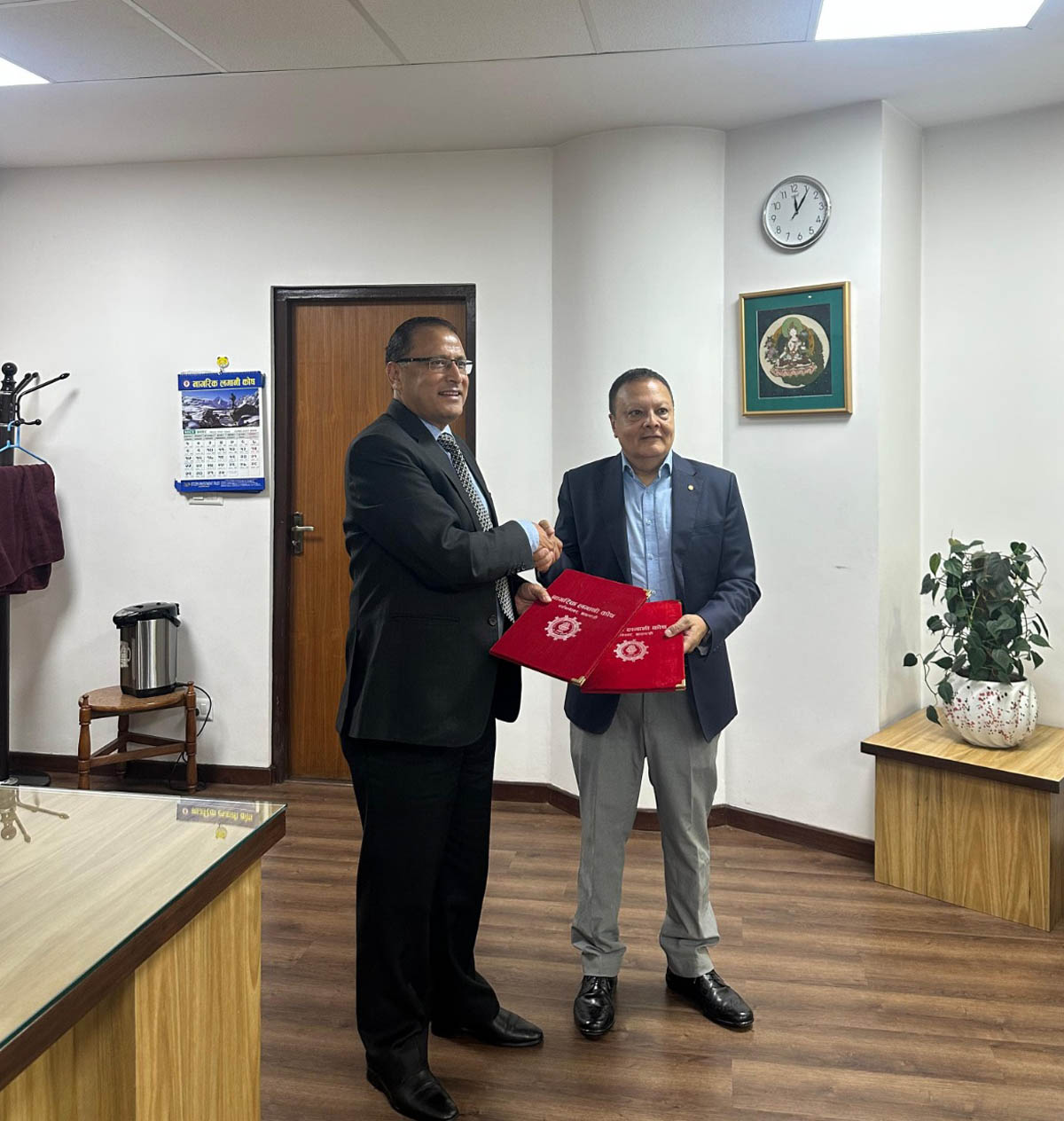 हिमालयन बैंकले एफपिओ निष्काशन गर्दै, नागरिक लगानीकोषले गर्‍यो प्रत्याभूति