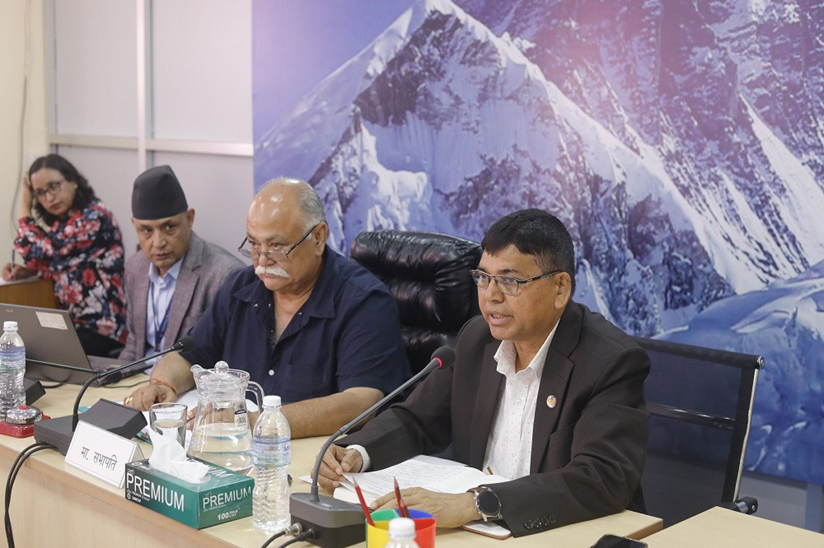 चक्रपथको दोस्रो खण्ड विस्तारमा ‘फ्लाइओभर’ वा ‘अण्डरपास’ निर्माण गर्न सरकारलाई निर्देशन
