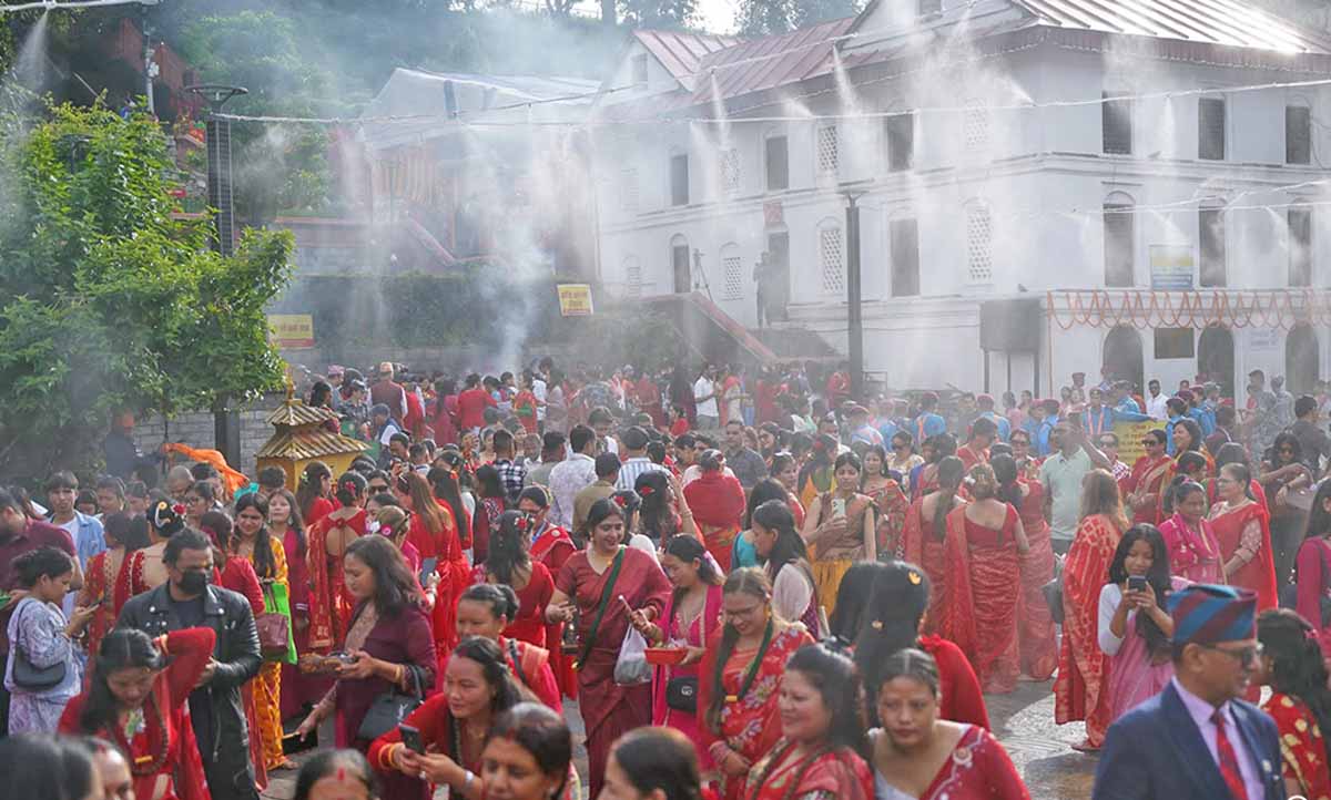 हरितालिका तीजमा पशुपतिनाथ मन्दिरमा ‘कुलिङ सिस्टम’ जडान, श्रद्धालुहरूलाई गर्मीबाट राहत