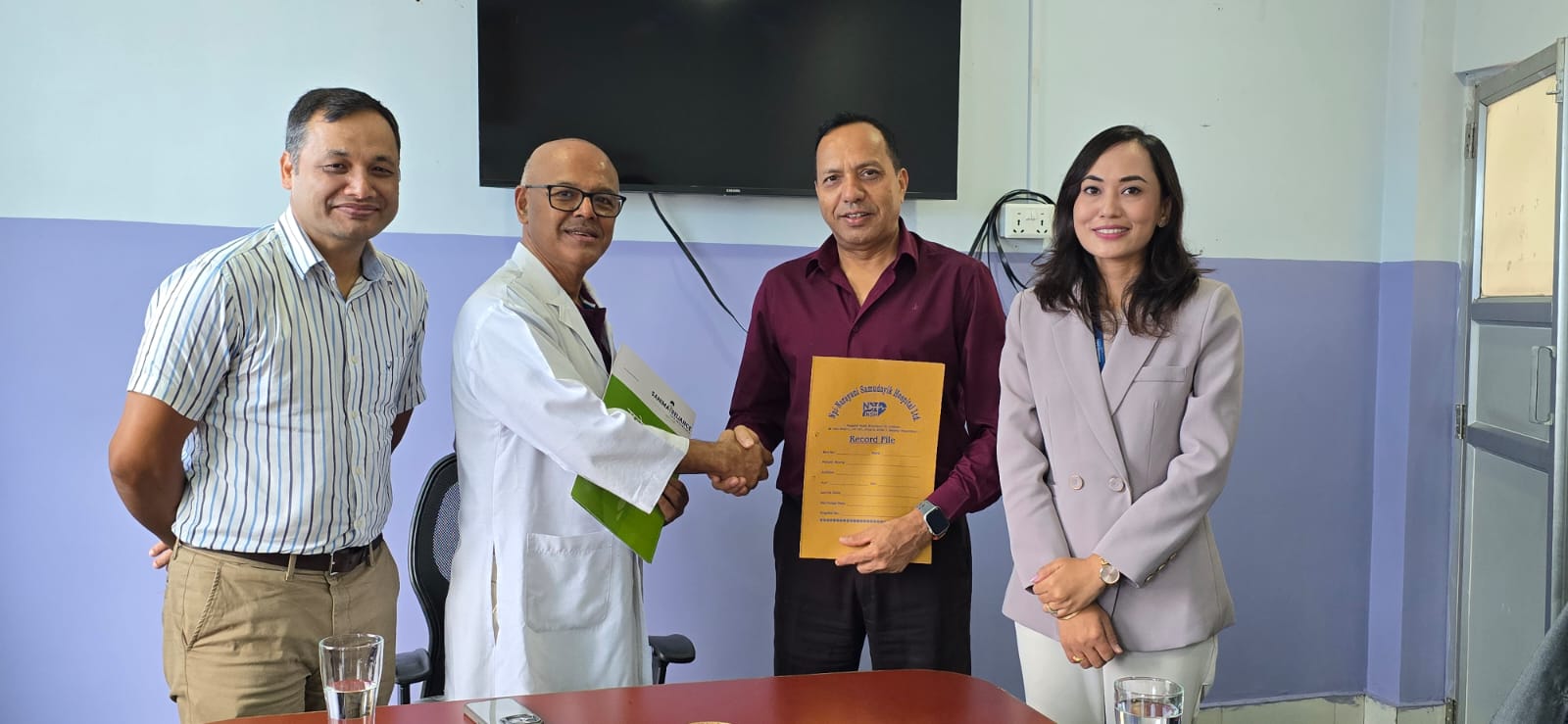 सानिमा रिलायन्स तथा नारायणी सामुदायिक हस्पिटल चितवनबीच सम्झौता, उपचारमा १० प्रतिशत छुट पाउने