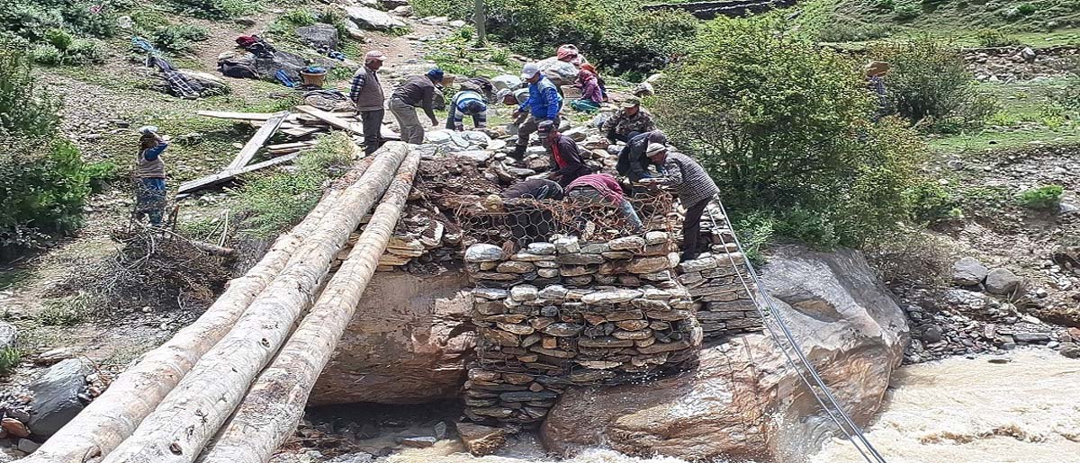 दार्चुलाको तिंकर र छाङ्गरुमा सडक र संचार विहीन जनजीवन, बाढीपछि सम्पर्कविहीन