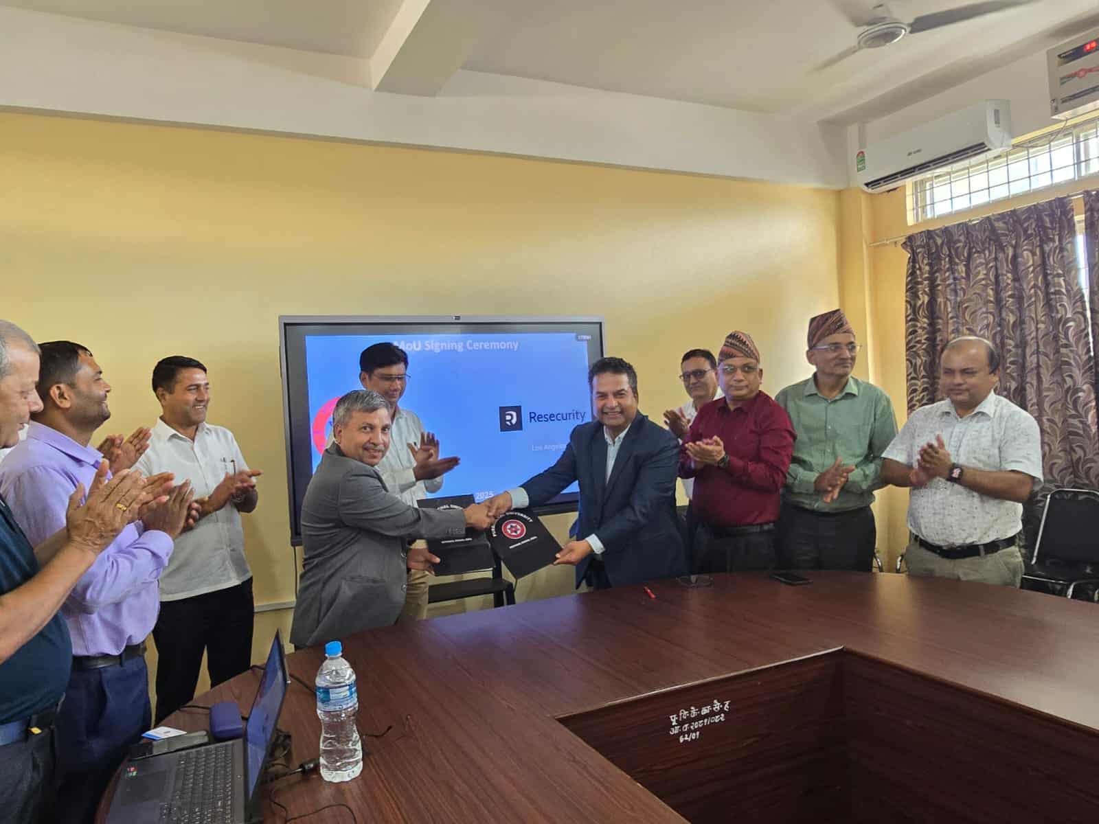 पूर्वाञ्चल विश्वविद्यालय अन्तर्गतका कलेजमा आइटीको पढाइसंगै कामको अवसर