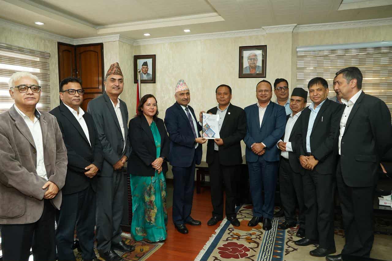 जलविद्युत आयोजनाको विद्युत् खरिदको प्रतिस्पर्धी दर तय गरौं: मन्त्री घिसिङ