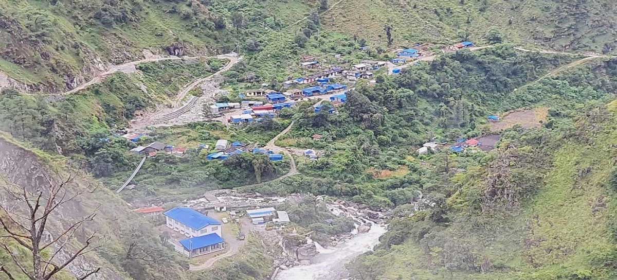 सडक यातायातको सहज पहुँचसँगै व्यापारिक केन्द्र बन्यो अपिको मकरीगाड