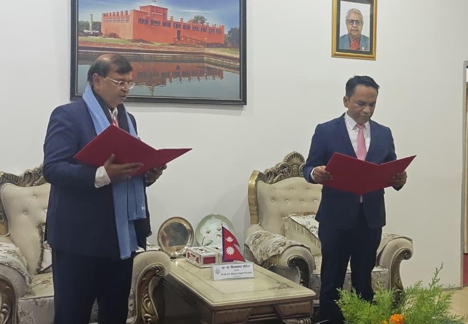 एन आई सी एशिया बैंकको अध्यक्षमा अशोक कुमार अग्रवाल नियुक्त, गभर्नर पौडेलसमक्ष लिए सपथ