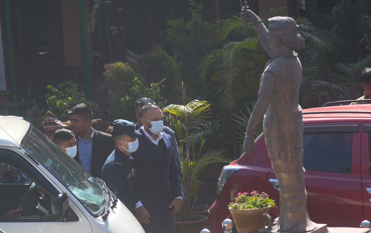 क्यानका निलम्बित महानिर्देशक प्रदीप अधिकारीको थुनछेक आदेश आइतबार हुने